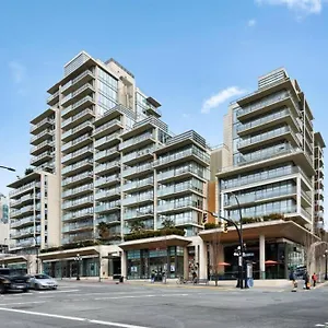Luxury Downtown 2 Bedroom With Ac And Pool , Victoria Canada